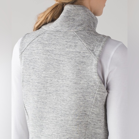 Lululemon Going Places Heathered Gray Vest 6 - Picture 2 of 12